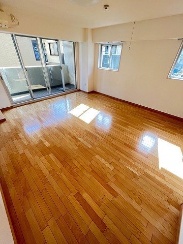 西宮北口駅 徒歩5分 2階の物件内観写真