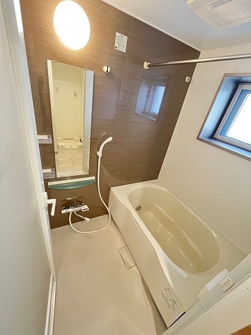 西宮北口駅 徒歩5分 2階の物件内観写真