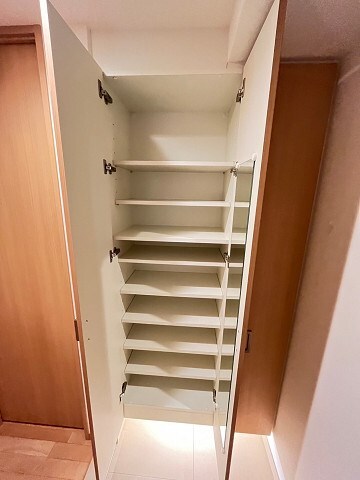 西宮北口駅 徒歩5分 2階の物件内観写真