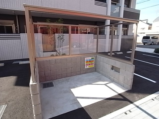 新長田駅 徒歩10分 1階の物件外観写真