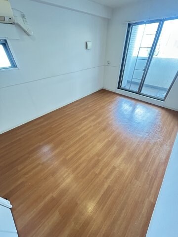 インベスト神戸エアフロントの物件内観写真