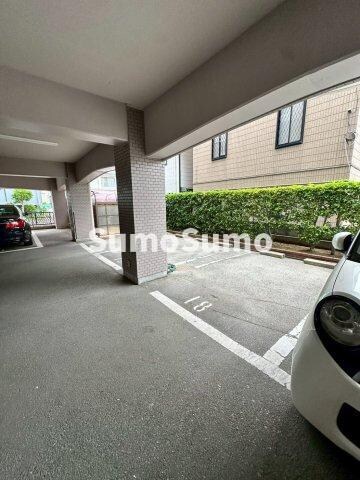 ヴィライーストサイド夙川の物件外観写真