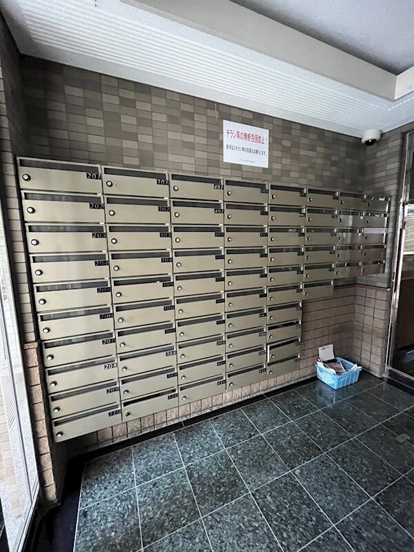 リーガル新神戸の物件外観写真