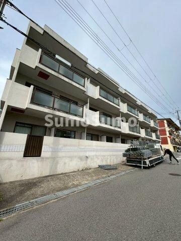 ベルメゾンKの物件外観写真