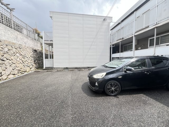 レオパレス岡本の物件外観写真