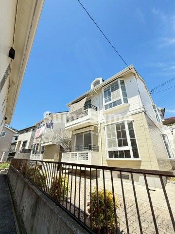 ヴィレッジコート山手A棟の物件外観写真