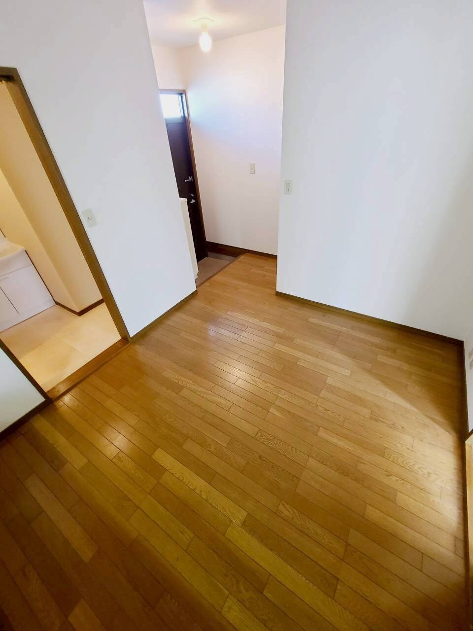 仁川駅 徒歩5分 1階の物件内観写真