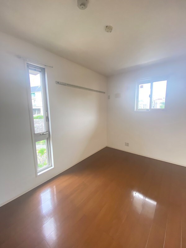 リバープレイス中山手の物件内観写真