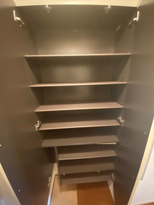 リバープレイス中山手の物件内観写真