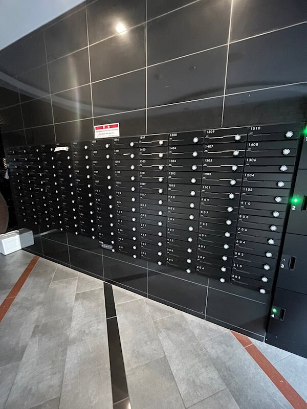 セレニテ神戸元町の物件外観写真