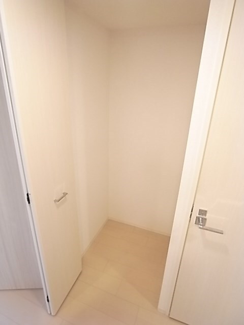 セレニテ神戸元町の物件内観写真