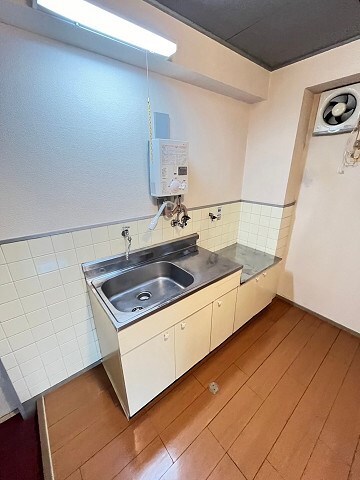 西宮駅 徒歩3分 3階の物件内観写真