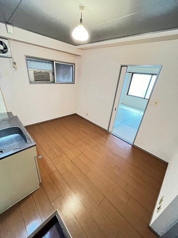 西宮駅 徒歩3分 3階の物件内観写真