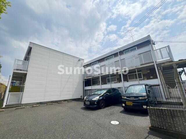 レオパレス岡本の物件外観写真