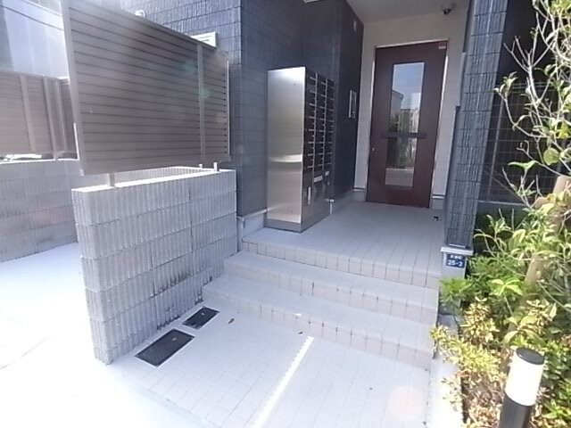 大倉山駅 徒歩7分 2階の物件外観写真