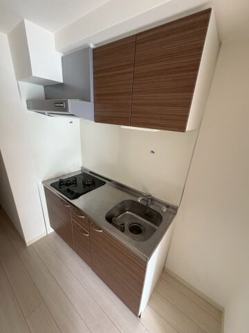 神戸駅 徒歩8分 2階の物件内観写真