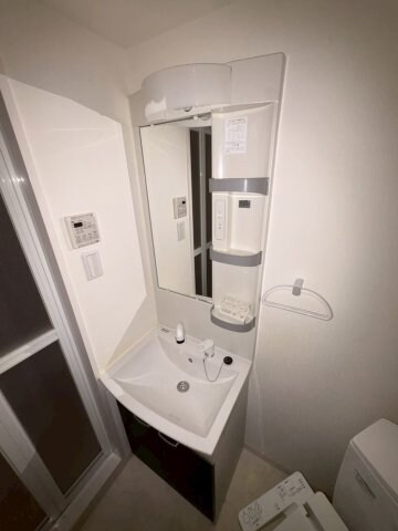 神戸駅 徒歩8分 2階の物件内観写真