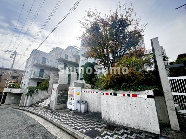 芦屋川駅 徒歩8分 2階の物件外観写真