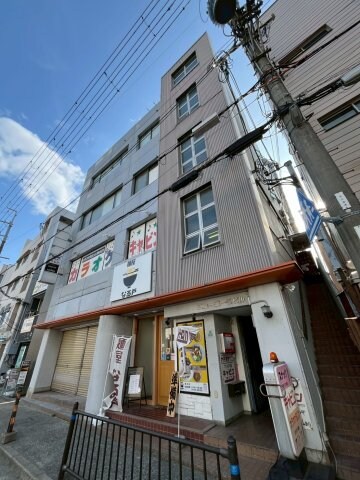 ニューコーベビルの物件外観写真