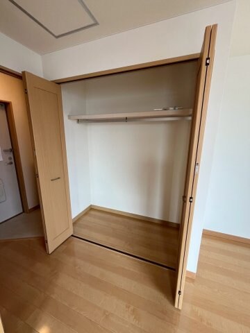 ニューコーベビルの物件内観写真