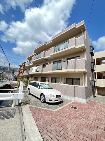 苦楽園口駅 徒歩2分 3階の物件外観写真