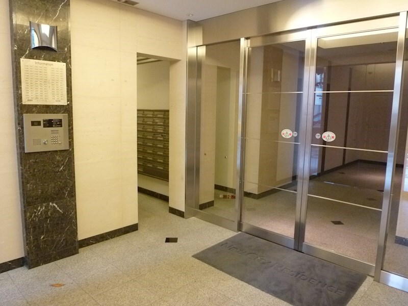 カスタリア三宮の物件外観写真