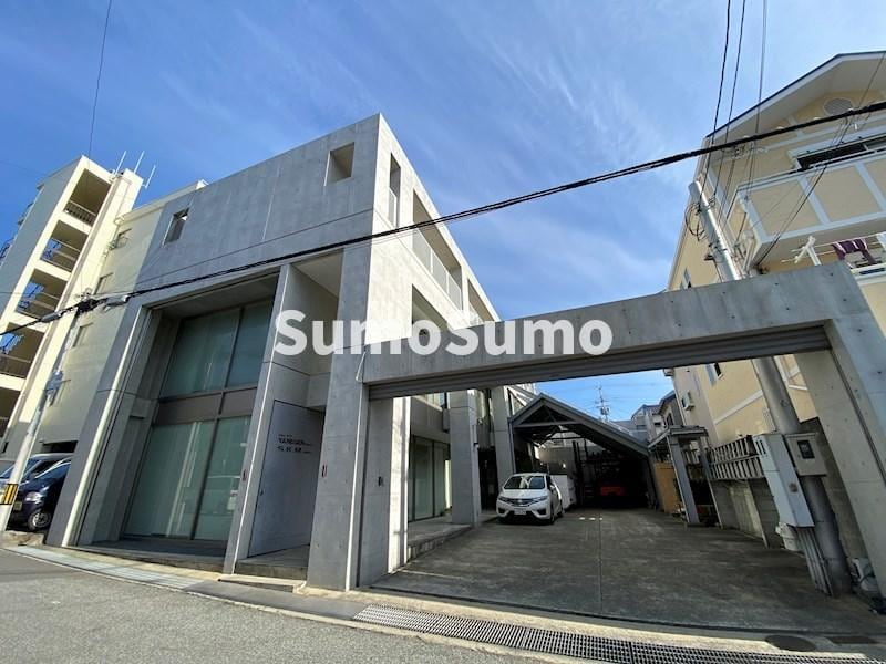 家根源ビルの物件外観写真