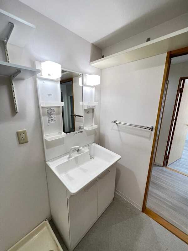 フロレセール南六甲の物件内観写真