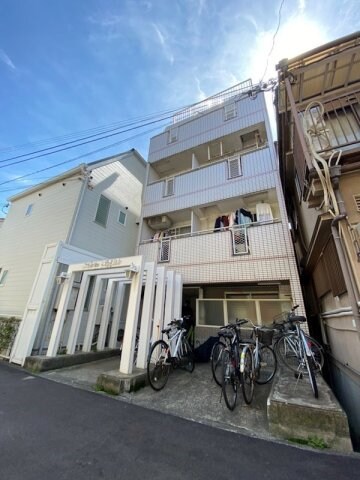 メゾンシルフィードの物件外観写真