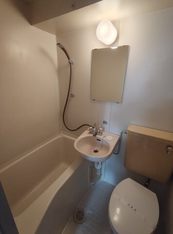 メゾンシルフィードの物件内観写真