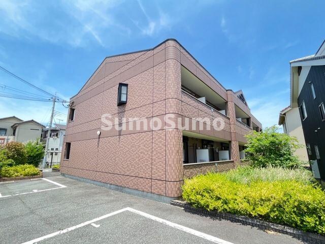 コンフォール白水の物件外観写真