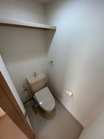 湊川公園駅 徒歩12分 2階の物件内観写真