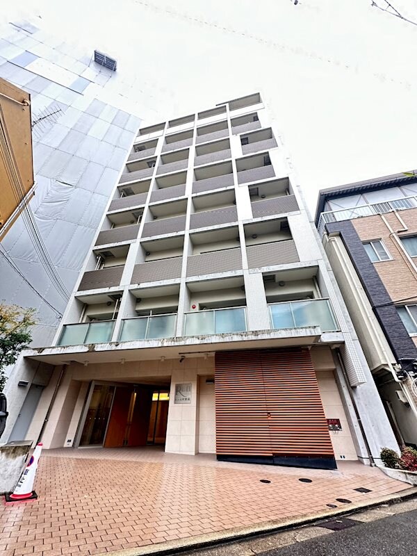 レン元町駅前の物件外観写真