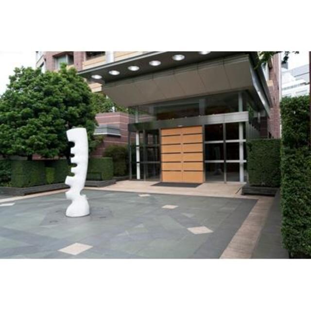青山パークタワーの物件外観写真