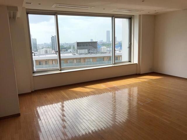 青山パークタワーの物件内観写真