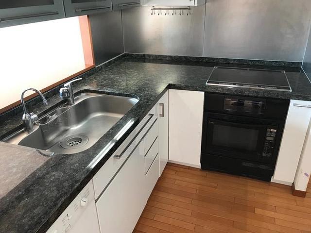 青山パークタワーの物件内観写真