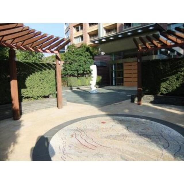 青山パークタワーの物件外観写真