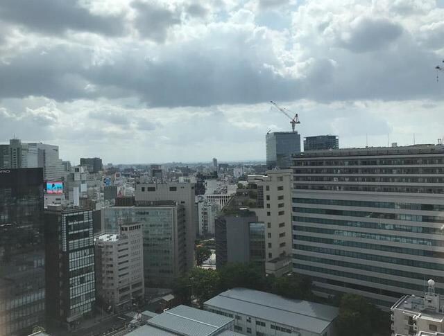 青山パークタワーの物件内観写真