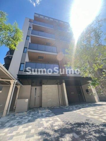 リビオメゾン東北沢の物件外観写真