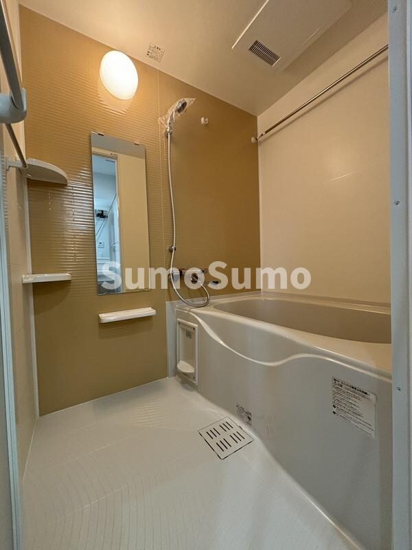 ラシュール・イン大橋Ⅱの物件内観写真