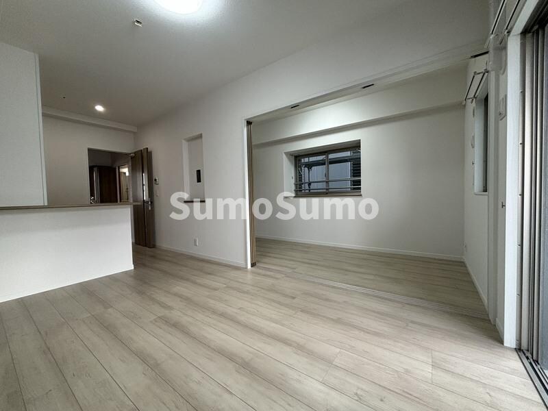 ラシュール・イン大橋Ⅱの物件内観写真