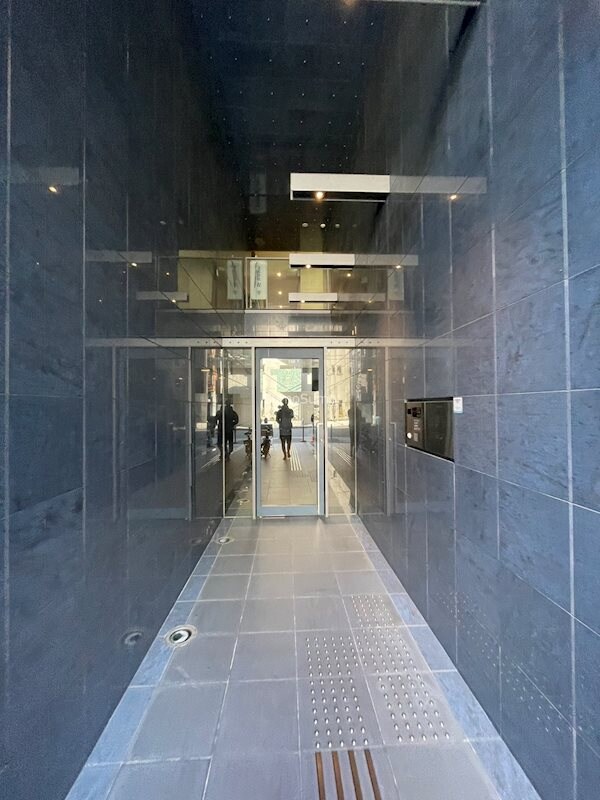 四ツ橋駅 徒歩3分 7-8階の物件外観写真