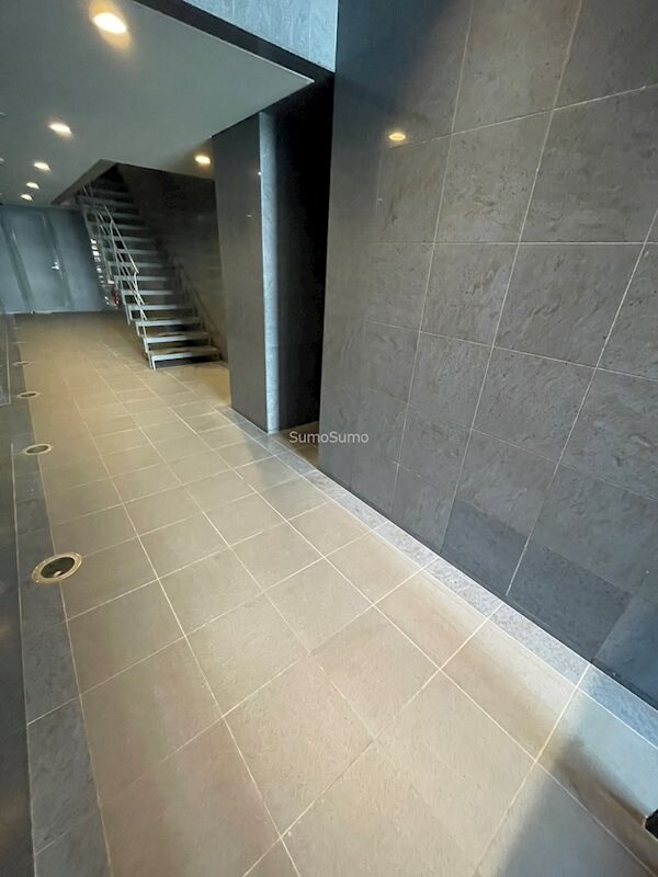 四ツ橋駅 徒歩3分 7-8階の物件外観写真