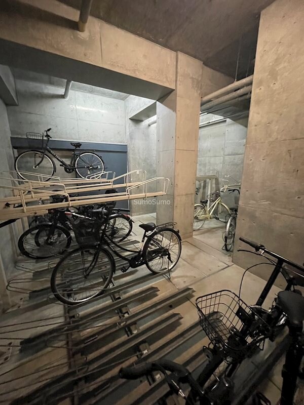 四ツ橋駅 徒歩3分 7-8階の物件内観写真