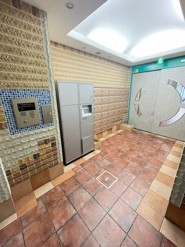 谷町四丁目駅 徒歩3分 4階の物件外観写真