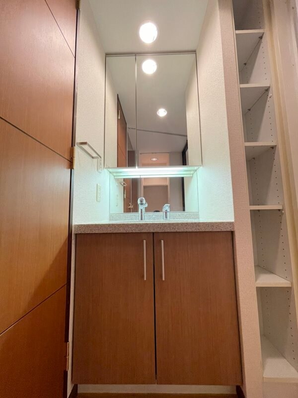 日本橋駅 徒歩5分 2階の物件内観写真