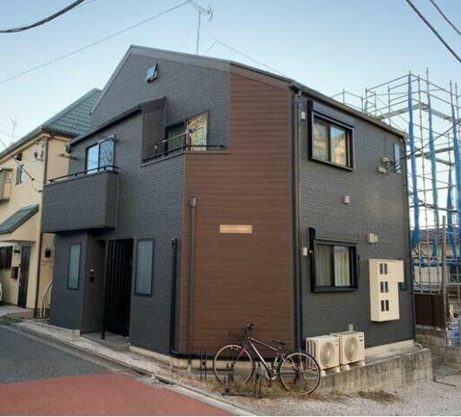 APRILE GOHONGIの物件外観写真