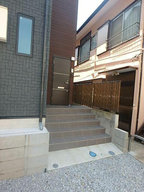 APRILE GOHONGIの物件外観写真