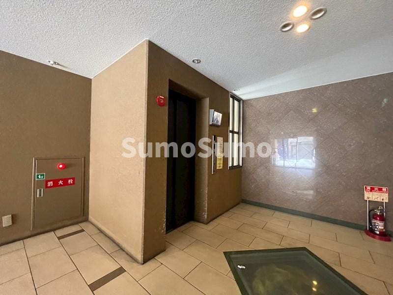 日本橋駅 徒歩3分 9階の物件外観写真