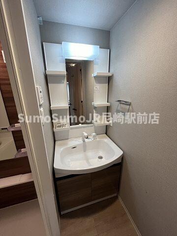 出屋敷駅 徒歩2分 12階の物件内観写真